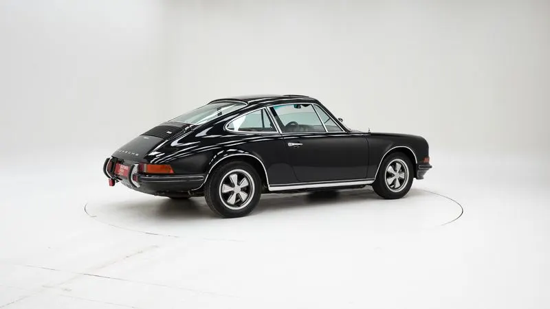 Porsche 911 2.4 S 3