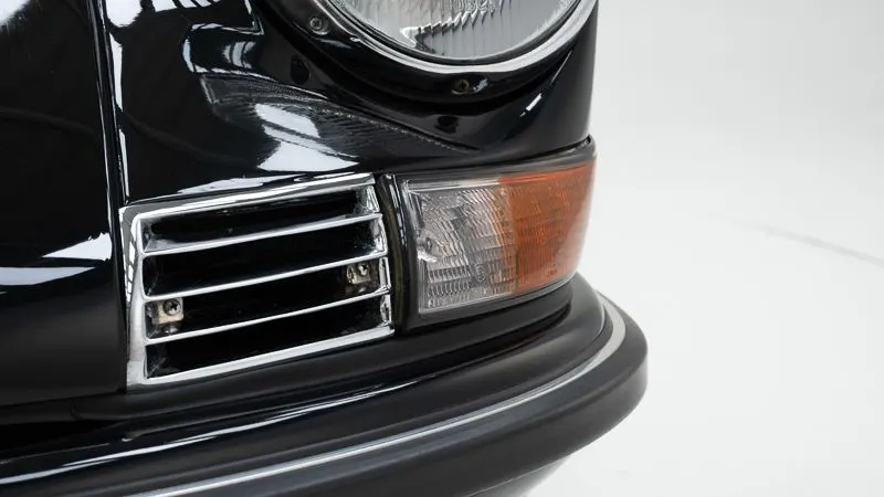 Porsche 911 2.4 S 17