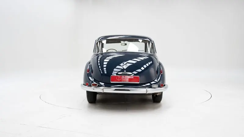 BMW 502 8