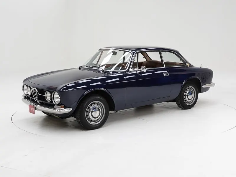 Alfa Romeo 1750 GT Veloce Bertone 2