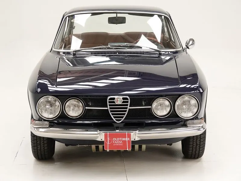Alfa Romeo 1750 GT Veloce Bertone 21