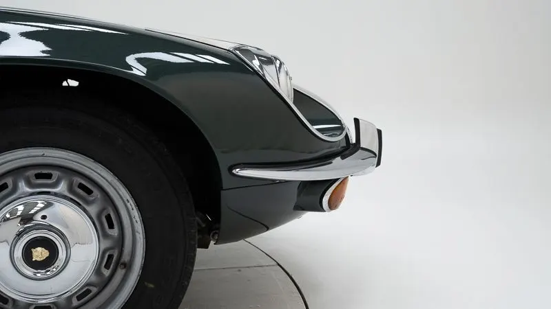 Jaguar E-Type Series 3 V12 13
