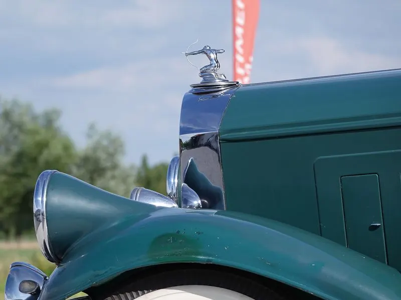 Model 54 Sedan 12