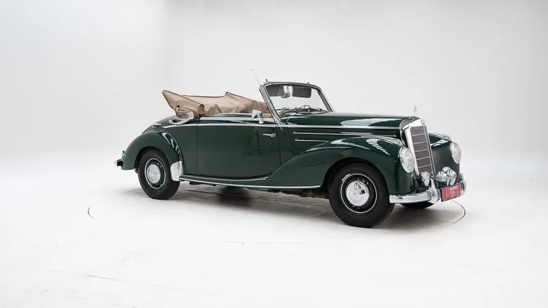Mercedes-Benz 220 A Cabriolet 4