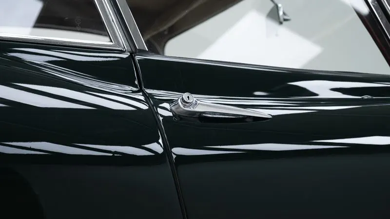 Jaguar E-Type Series 1 3.8 FHC 18