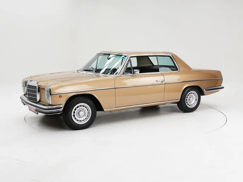 Mercedes-Benz 250 CE 2