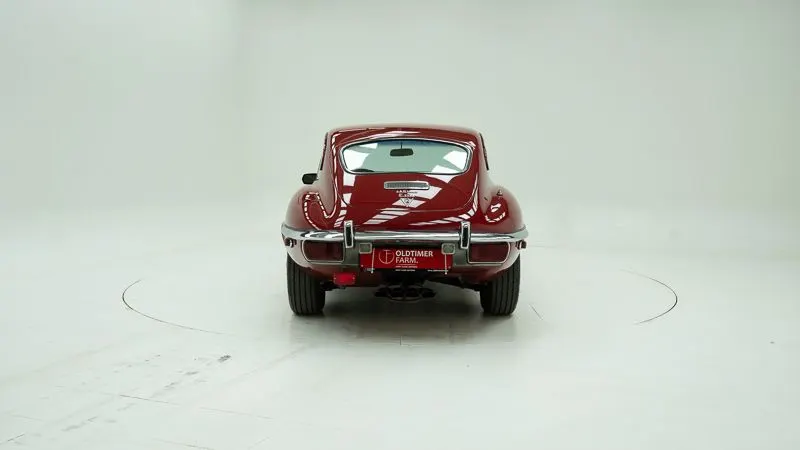 Jaguar E-Type Series 3 V12 8