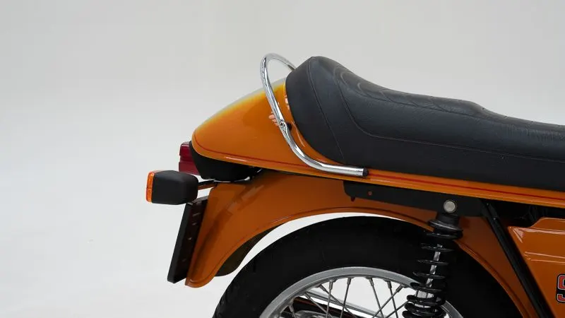 BMW R90 S 19