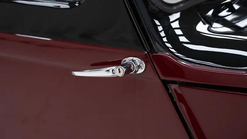 2 liter Saloon 15
