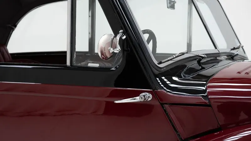 2 liter Saloon 13