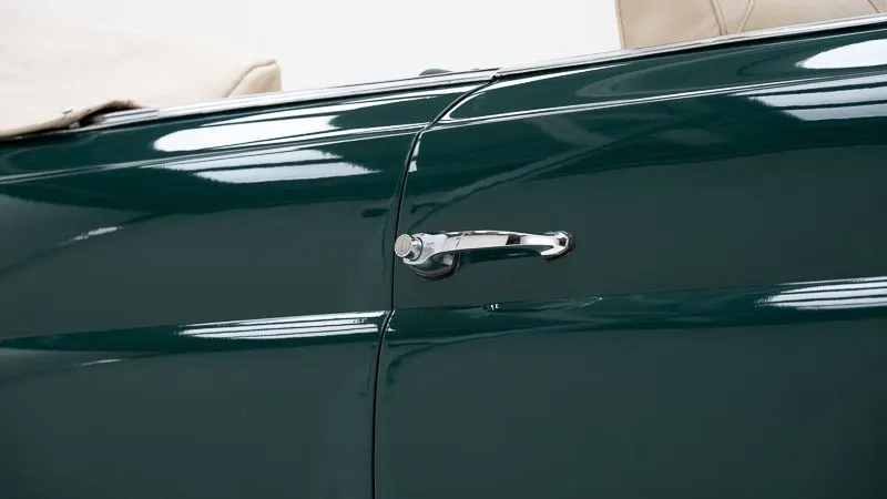 Mercedes-Benz 280 SE Cabriolet 17