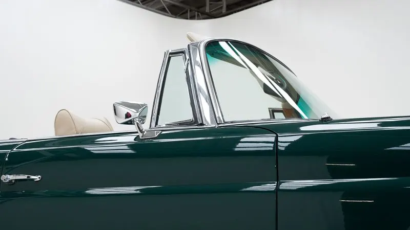 Mercedes-Benz 280 SE Cabriolet 15