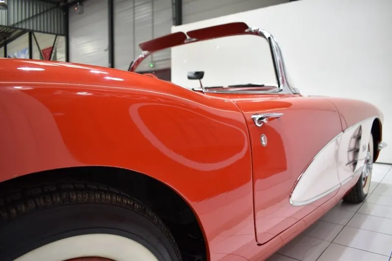 Chevrolet Corvette C1 Cabriolet 21