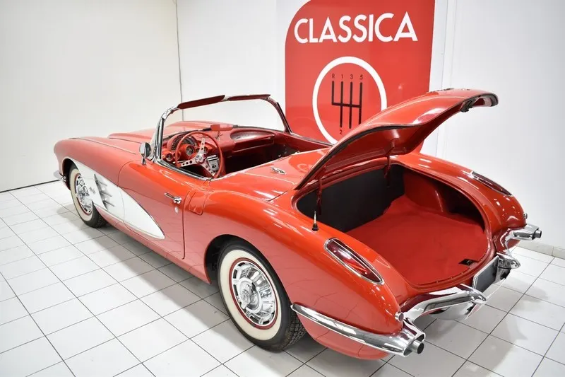 Chevrolet Corvette C1 Cabriolet 17