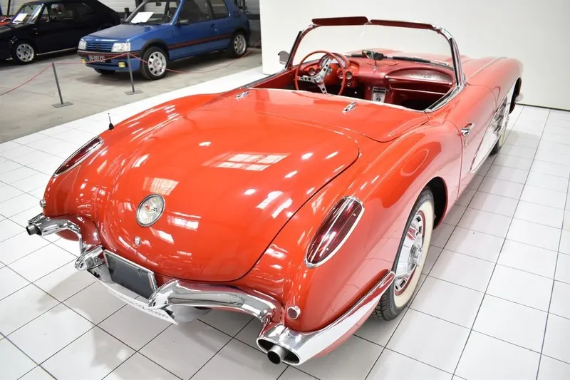Chevrolet Corvette C1 Cabriolet 20