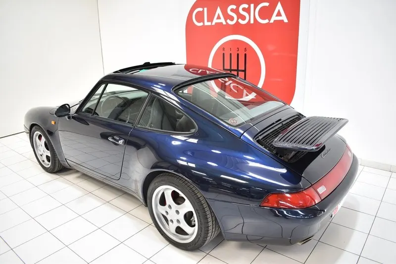 Porsche 993 Carrera 16