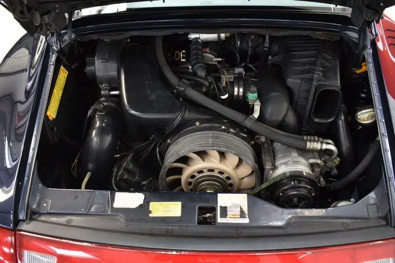 Porsche 993 Carrera 10