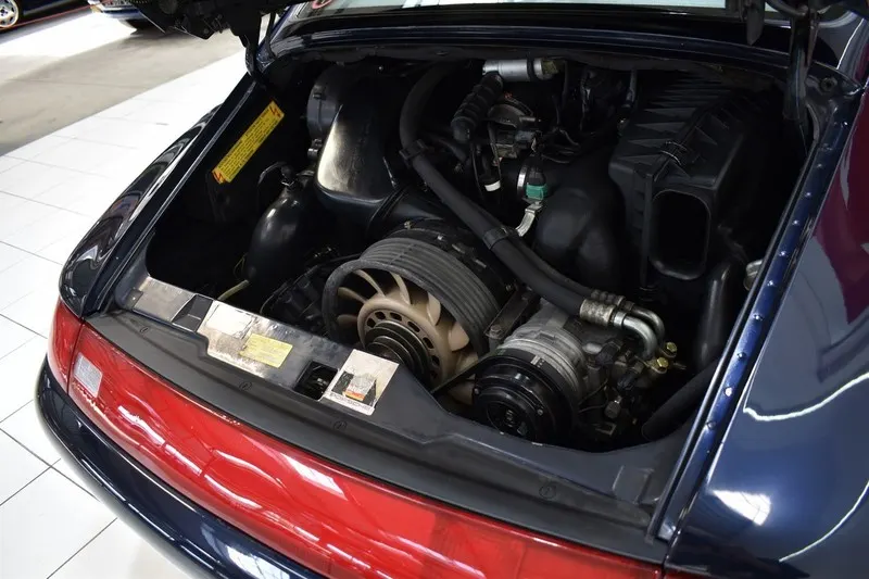 Porsche 993 Carrera 19