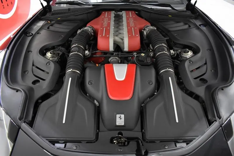 Ferrari FF 11