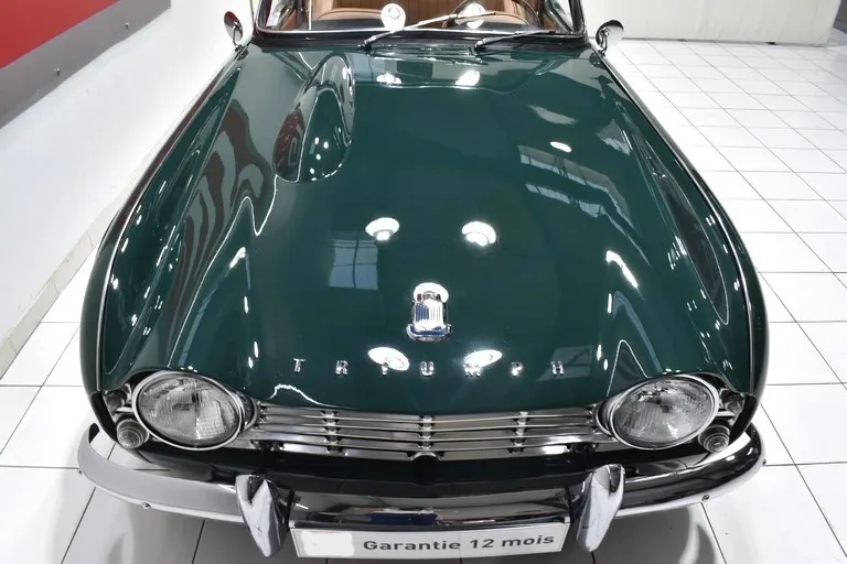Triumph TR4 14