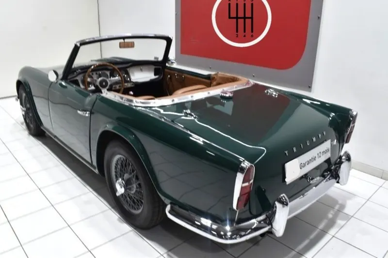 Triumph TR4 18