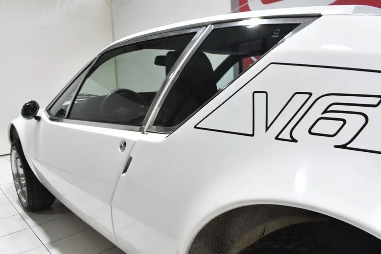 Alpine A 310 V6 14