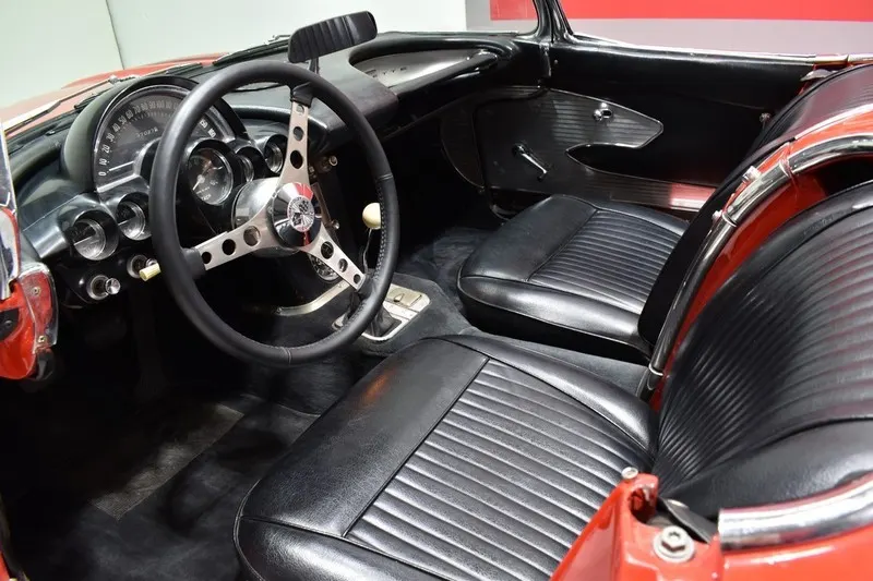 Chevrolet Corvette C1 Cabriolet 8