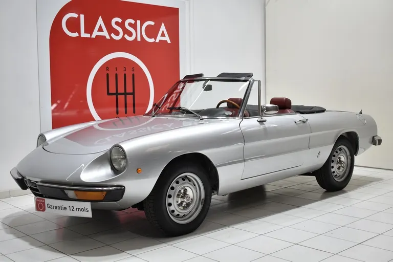 Alfa Romeo Spider 1300 Junior 2