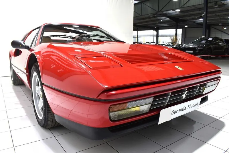 Ferrari 328 GTS 11