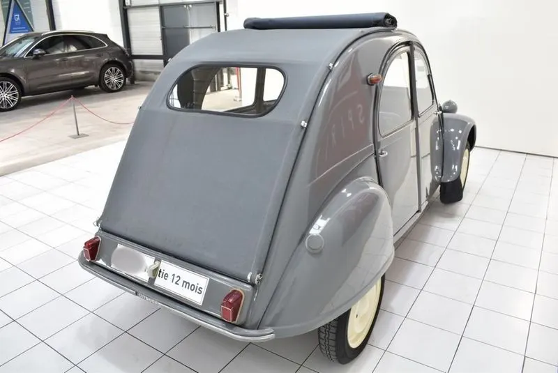 2 CV AZ 21