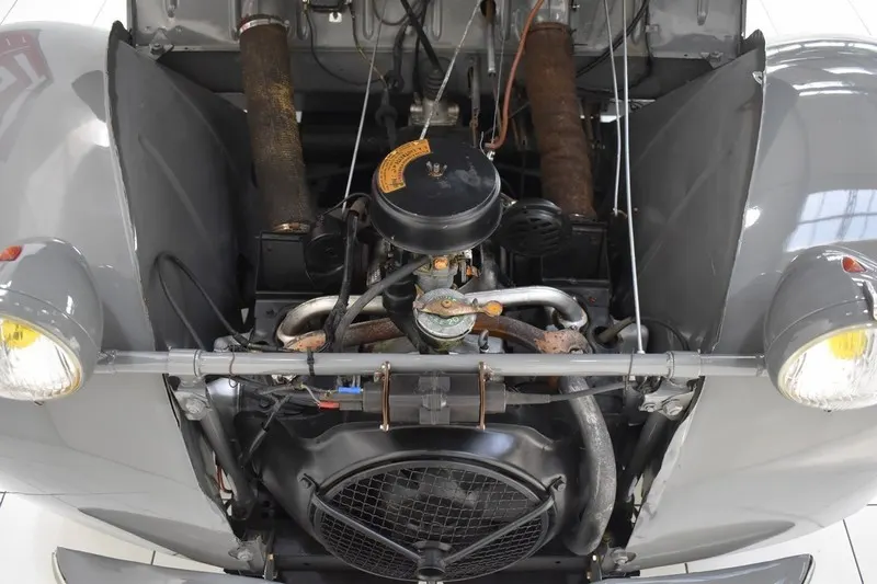 2 CV AZ 11