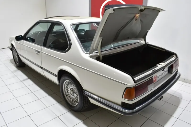 BMW 635 CSI 18