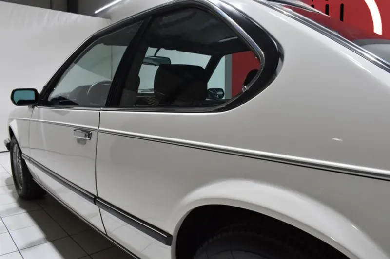 BMW 635 CSI 16