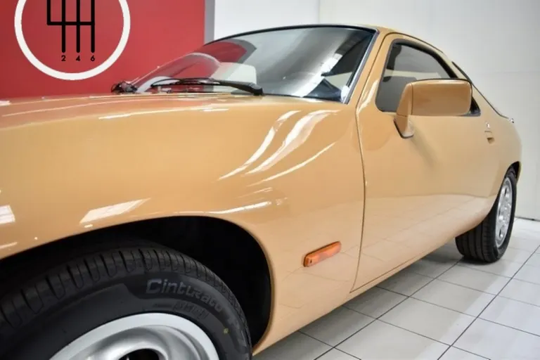Porsche 928 14