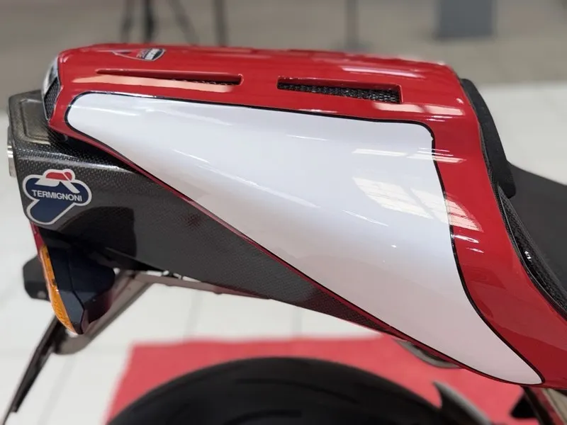 999 R 15