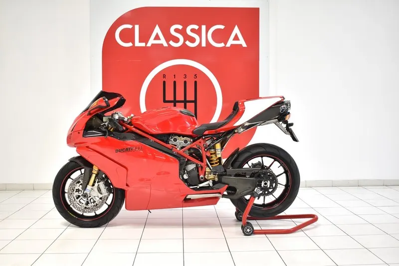 999 R 3