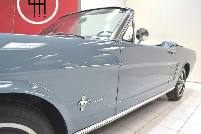 Ford Mustang 289 Ci Cabriolet 15