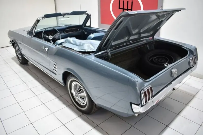 Ford Mustang 289 Ci Cabriolet 18