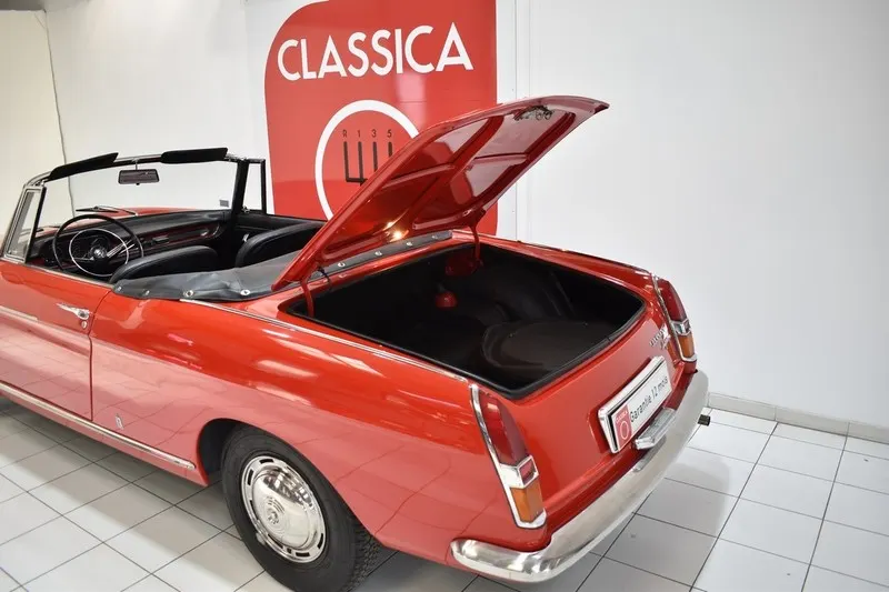 Peugeot 404 Cabriolet injection 18