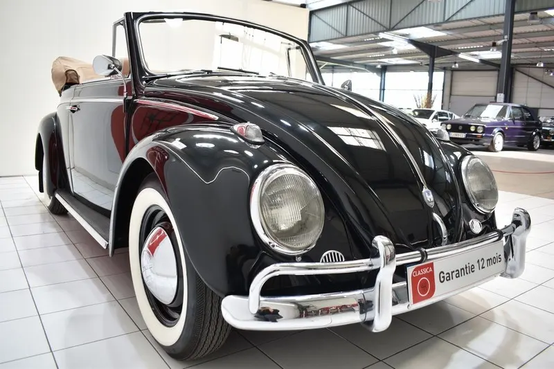 Volkswagen Coccinelle Cabriolet 12