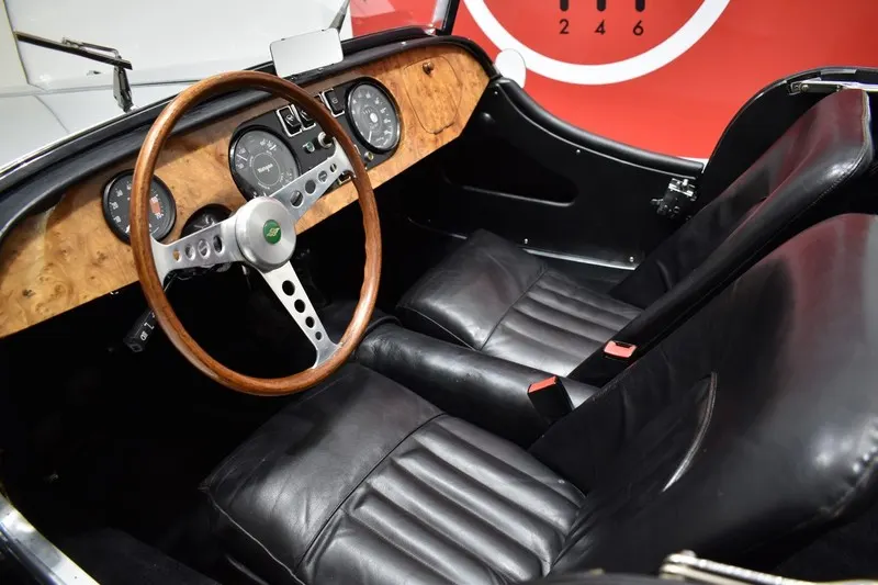 Morgan 4/4 8