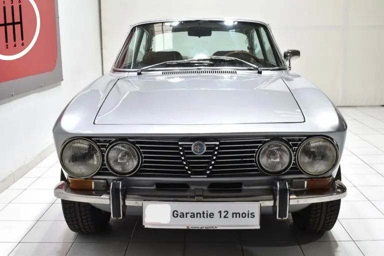 Alfa Romeo 2000 Coupé GT Veloce 5