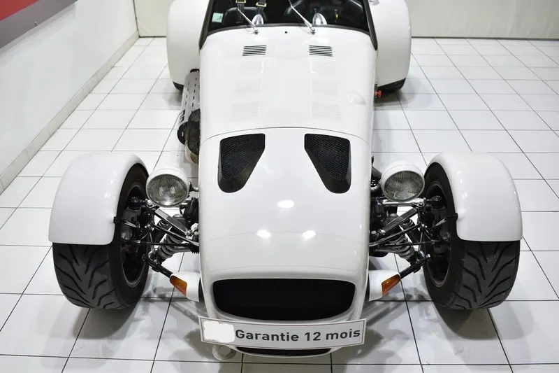 D8 Cosworth 13