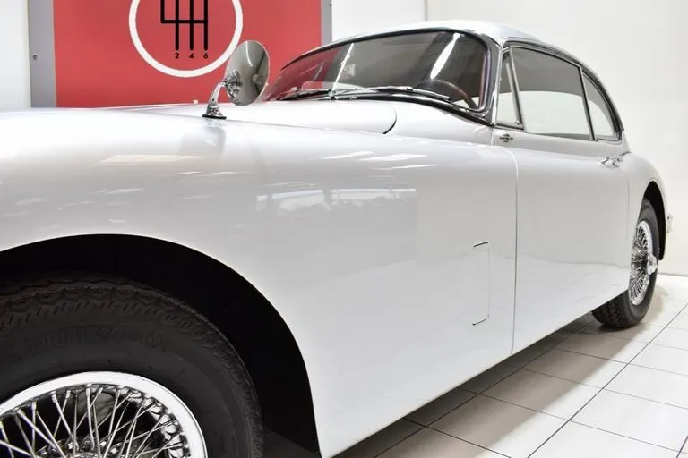 Jaguar XK 150 S 14