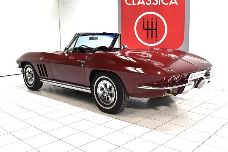 Chevrolet Corvette C2 Cabriolet 3