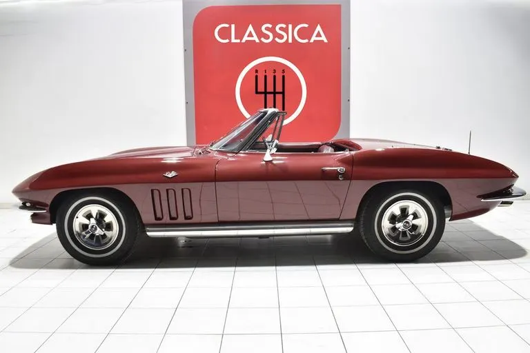 Chevrolet Corvette C2 Cabriolet 6