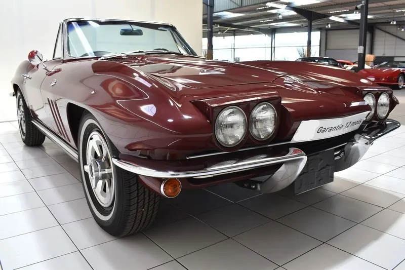 Chevrolet Corvette C2 Cabriolet 11