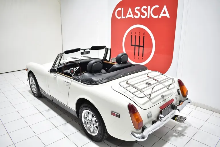 MG Midget MK III 17