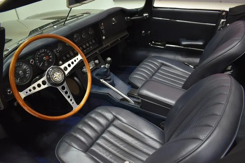 Jaguar Type E Cabriolet 4.2L 8