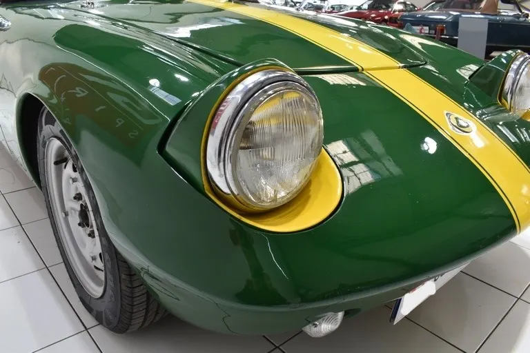 Lotus Elan S1 12